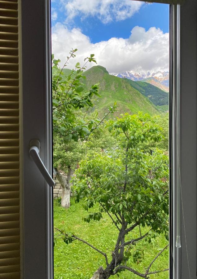 Dato Khetaguri Apartment Stepancminda Exteriér fotografie